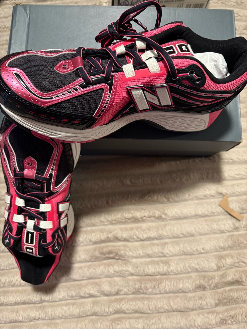 New Balance Black & Hot Pink Women's Athletic Sneakers AT-3/57 BNWT size 8.5